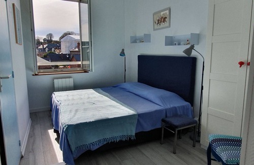 Veules-les-Roses Apartment | 40 m2 flat, sea view, 2 minutes' walk from the beach and shops