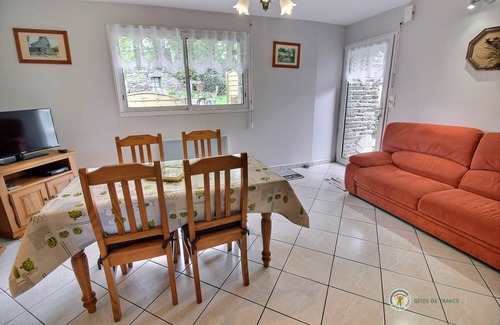 Laniscat House | 40 m² Gîte ∙ 1 bedroom ∙ 2 guests
