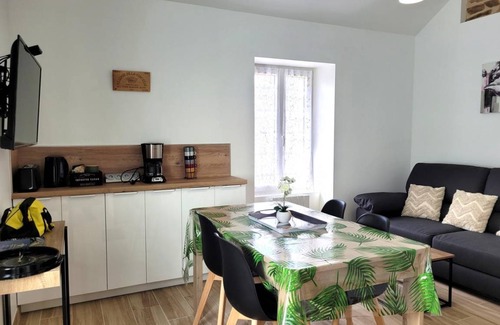 Aubazine House | 40 m² Gîte ∙ 2 bedrooms ∙ 3 guests