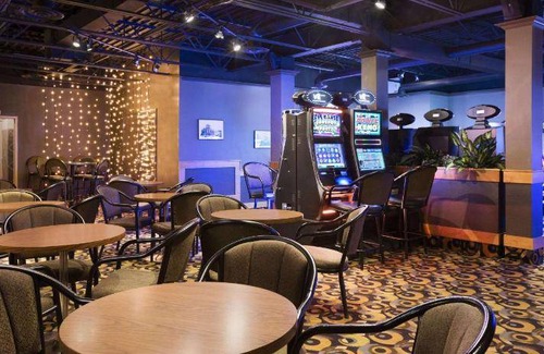 Lloydminster Hotel | 40 m² Hotel ∙ 10 guests