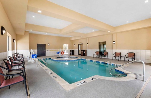 Burleson Hotel | 40 m² Hotel ∙ 127 guests