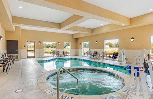 Burleson Hotel | 40 m² Hotel ∙ 127 guests