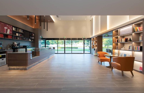Laohekou Hotel | 40 m² Hotel ∙ 2 guests