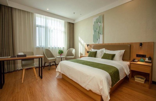 Dezhou Hotel | 40 m² Hotel ∙ 3 bedrooms ∙ 127 guests