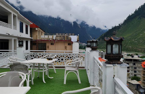 Kohistan Hotel | 40 m² Hotel ∙ 3 guests