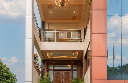 Nanded Hotel | 40 m² Hotel ∙ 5 guests