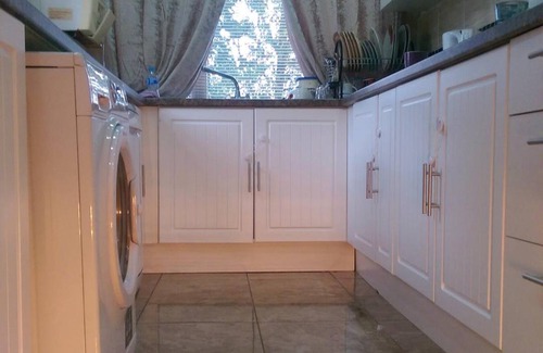 Ashton-under-Lyne House | 40 m² House ∙ 3 bedrooms ∙ 5 guests