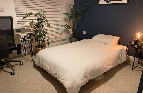 Giltbrook House | 40 m² House ∙ 2 bedrooms ∙ 3 guests