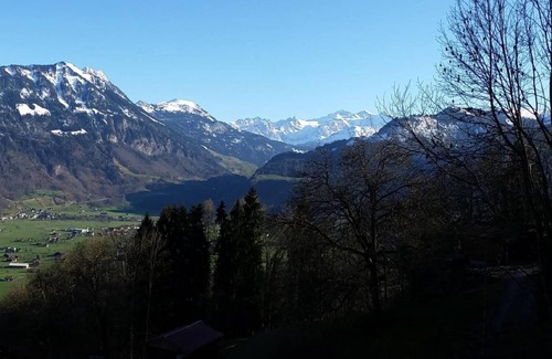 Giswil House | 40 m² House ∙ 2 bedrooms ∙ 5 guests
