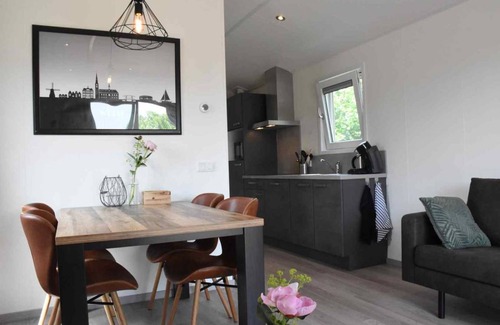 Municipality of Weesp House | 40 m² House ∙ 2 bedrooms ∙ 2 guests