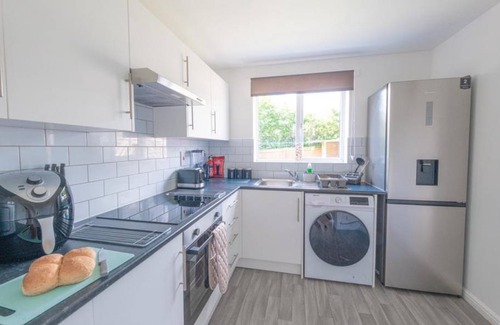 Corby House | 40 m² House ∙ 3 bedrooms ∙ 5 guests