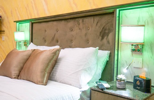 Ojodu House | 40 m² House ∙ 4 bedrooms ∙ 8 guests