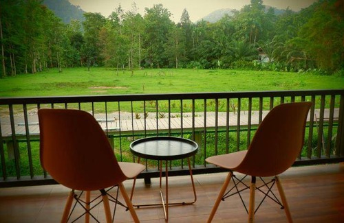 Khlong Sok Cabin | 40 m² Lodge ∙ 6 guests
