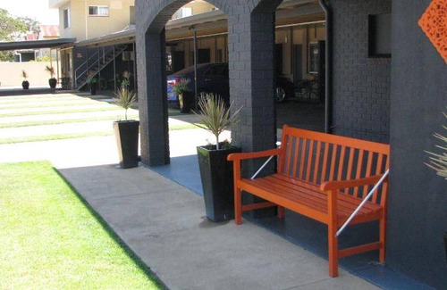 Bundaberg West Hotel | 40 m² Motel ∙ 4 guests