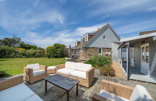 Bembridge House | 40 Trelawny Way