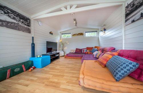 Bembridge House | 40 Trelawny Way
