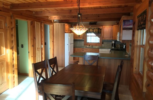 Egg Harbor Cabin | 40 wooded acres w/walking trails, FIREPLACE - book your winter escape now!