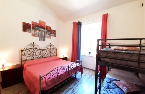Roman Coast House | 400 m² Farmhouse ∙ 5 bedrooms ∙ 17 guests