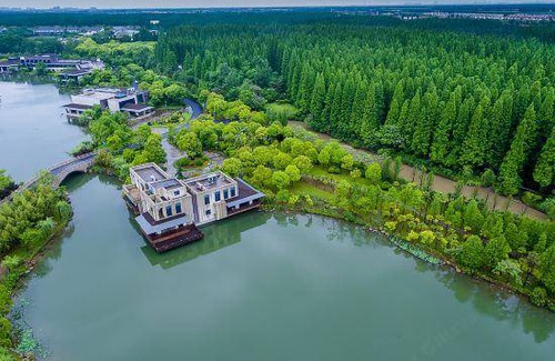 Shanghai Hotel | 400 m² Hotel ∙ 3 bedrooms ∙ 10 guests