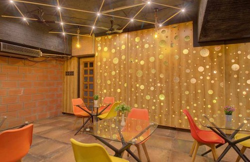 Nashik Hotel | 400 m² Hotel ∙ 8 guests