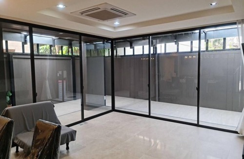 Din Daeng House | 400 m² House ∙ 4 bedrooms ∙ 10 guests