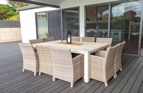 Waterhouse House | 400 m² House ∙ 4 bedrooms ∙ 8 guests