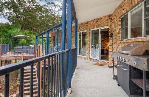 North Nowra House | 400 m² House ∙ 5 bedrooms ∙ 12 guests