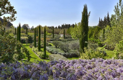 Eygalieres House | 400 m² House ∙ 7 bedrooms ∙ 14 guests