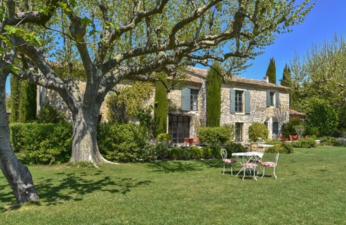 Eygalieres House | 400 m² House ∙ 7 bedrooms ∙ 14 guests
