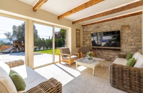 Cardielos House | 400 m² House ∙ 8 bedrooms ∙ 16 guests