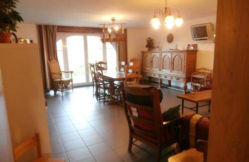 Beau Plateau House | 400 m² House ∙ 9 bedrooms ∙ 18 guests