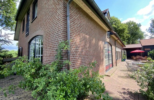 Municipality of Mill en Sint Hubert House | 400 m² House ∙ 9 bedrooms ∙ 19 guests