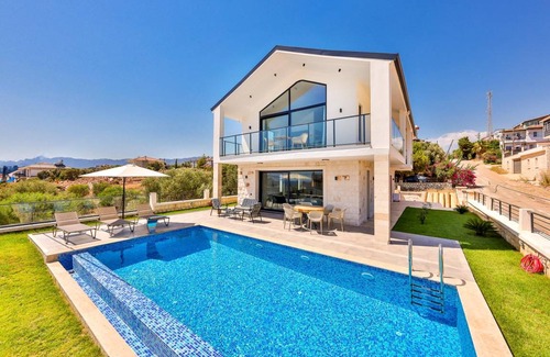 Demre Villa | 400 m² Villa ∙ 2 bedrooms ∙ 6 guests