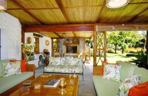 Le Morne Brabant Villa | 400 m² Villa ∙ 3 bedrooms ∙ 6 guests