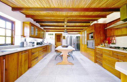 Le Morne Brabant Villa | 400 m² Villa ∙ 3 bedrooms ∙ 6 guests