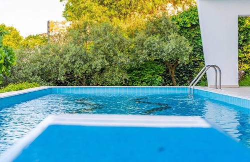 Shkoder Villa | 400 m² Villa ∙ 4 bedrooms ∙ 9 guests