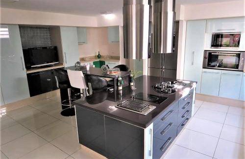 Tamariss Villa | 400 m² Villa ∙ 4 bedrooms ∙ 8 guests