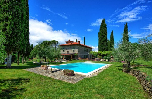 Subbiano Villa | 400 m² Villa ∙ 5 bedrooms ∙ 10 guests