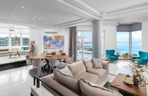 Petaloudes Villa | 400 m² Villa ∙ 5 bedrooms ∙ 12 guests
