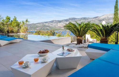 Zrnovo Villa | 400 m² Villa ∙ 5 bedrooms ∙ 10 guests