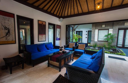 Central Seminyak Villa | 400 m² Villa ∙ 5 bedrooms ∙ 14 guests