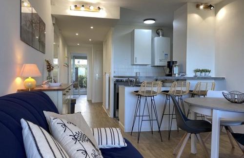 Erquy Apartment | 400 - Magnifique T3, les pieds dans l'eau