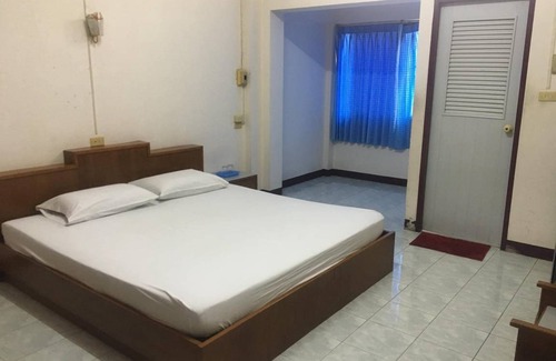 Hua Wiang Apartment | 4000 m² Apartment ∙ 20 bedrooms ∙ 2 guests