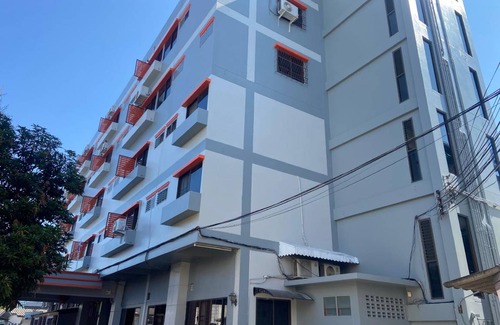 Hua Wiang Apartment | 4000 m² Apartment ∙ 20 bedrooms ∙ 2 guests