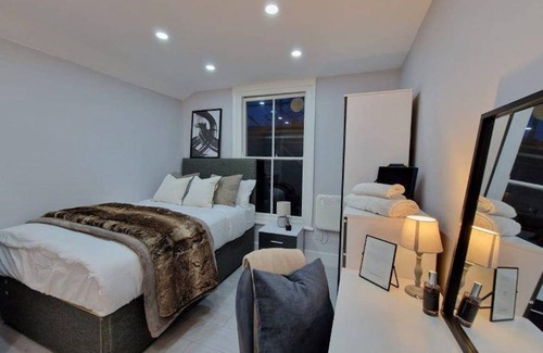 Hackney Downs Resort | 4000 m² Private room ∙ 1 bedroom ∙ 4 guests