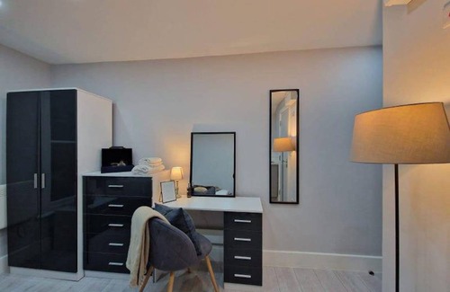 Hackney Downs Resort | 4000 m² Private room ∙ 1 bedroom ∙ 4 guests