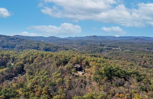 Blue Ridge House | 4000 sf cabin 5 king 2 queen beds with heated pool spa game room mountain views