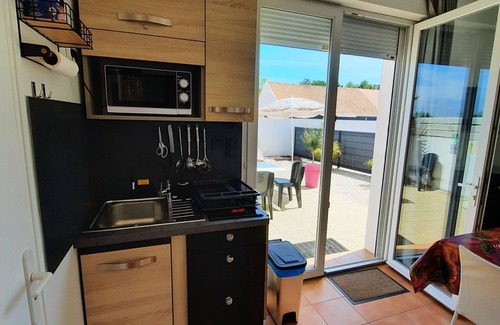 Saint-Jean-de-Monts Condo | 400m from beach, forest, cycle paths with heated swimming pool