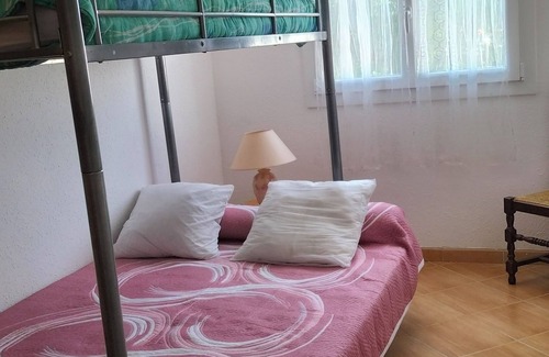Saint-Hilaire-de-Riez Apartment | 400m from the sea, close to shops and activities, T3 apartment, 1st floor and top floor.