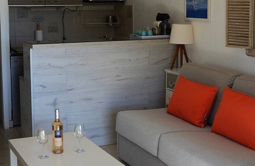 Cavaliere Apartment | 400m SEA VIEW-BEAUTIFUL STUDIO -3 *-SAFETY TERRACE - Wi-Fi -CLIM-PRIVATE PARKING